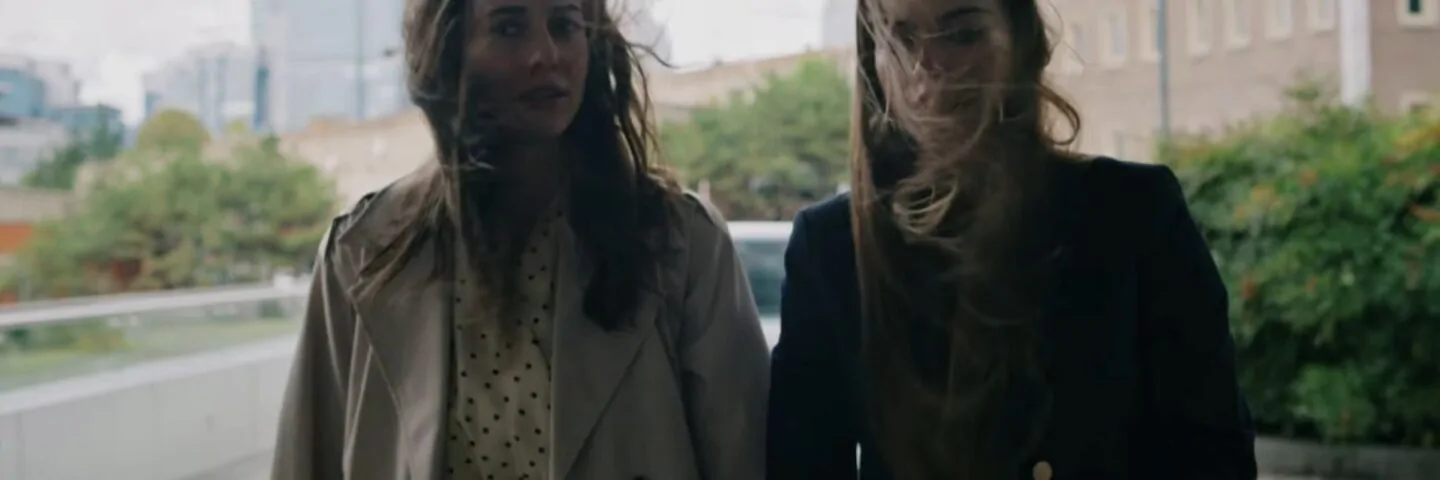 Кадр из 14 серии 1 сезона