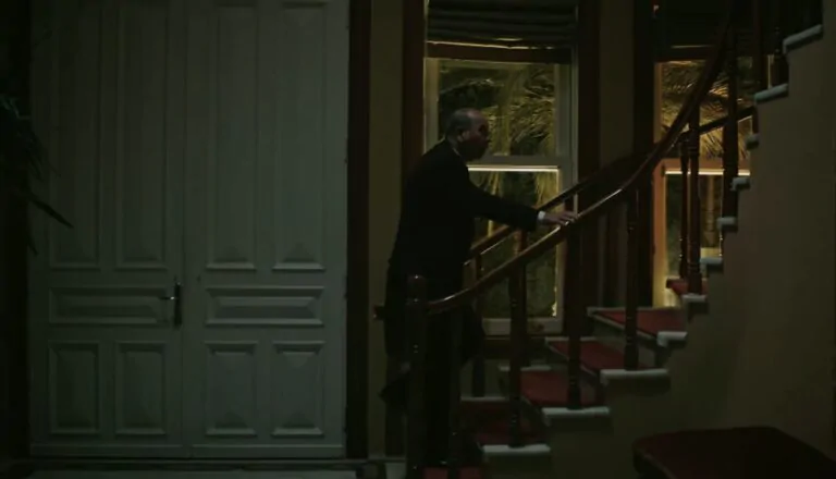 Картинка к «1 сезон 2 серия»