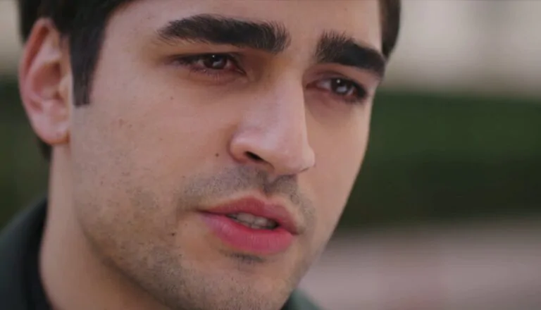 Момент из 21 серии 2 сезона