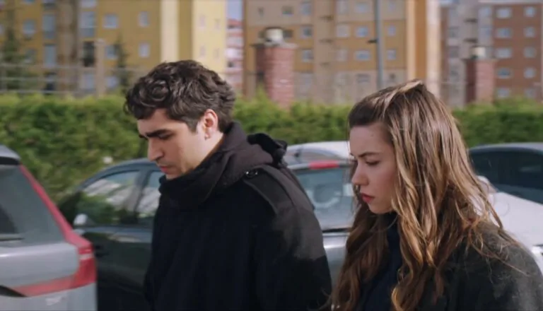 Момент из 22 серии 2 сезона