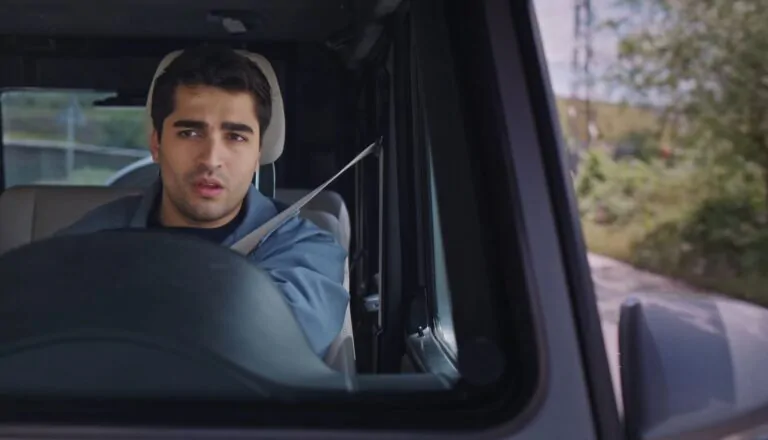 Момент из 33 серии 2 сезона