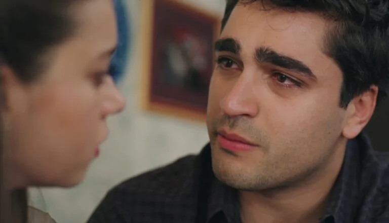 Момент из 34 серии 2 сезона