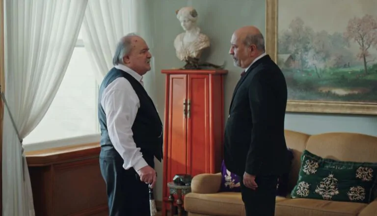 Момент из 35 серии 2 сезона