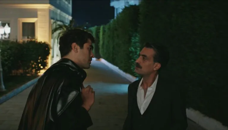 Момент из 7 серии 2 сезона