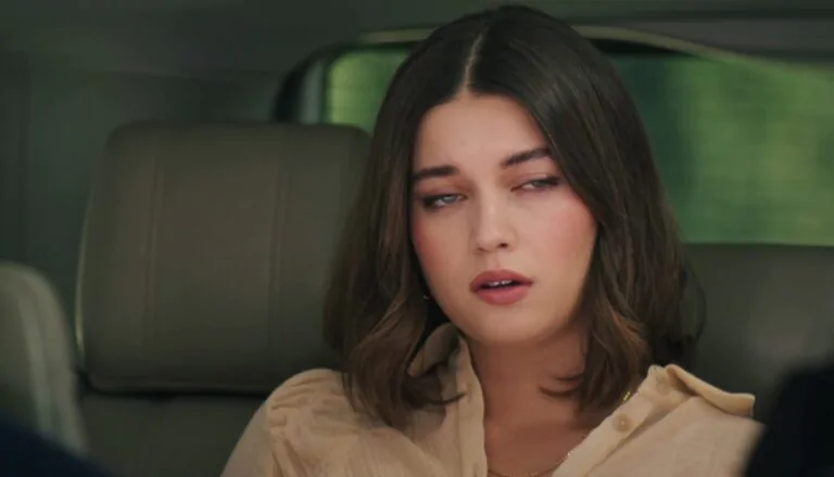 Момент из 6 серии 3 сезона