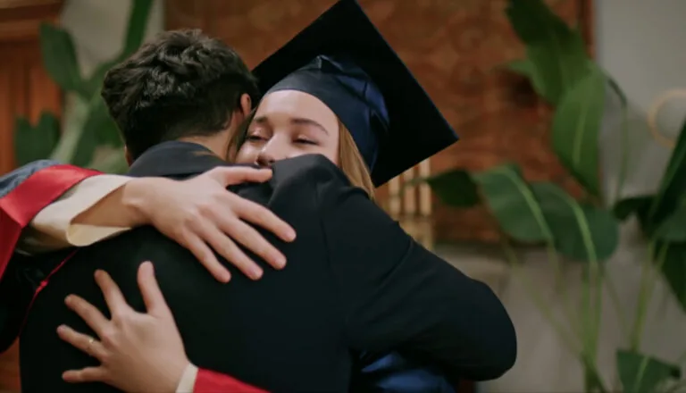 Момент из 27 серии 3 сезона